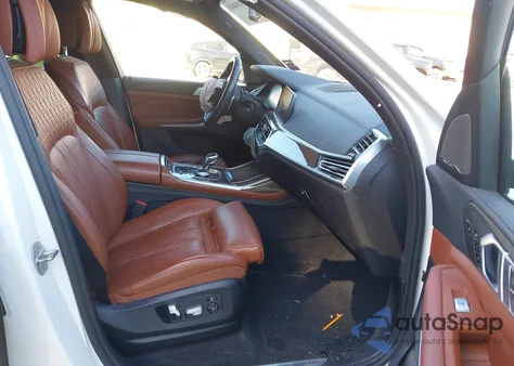 2020 BMW X7 xDrive40I z USA, uszkodzony, nr VIN 5UXCW2C08L9D12782